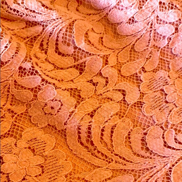 NEW Lace shorts in ivory or black - Picture 6 of 8